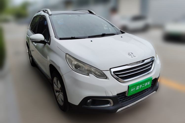 Used Peugeot 2008 2014 1.6L Automatic Fashion Edition Front Right 45 Deg