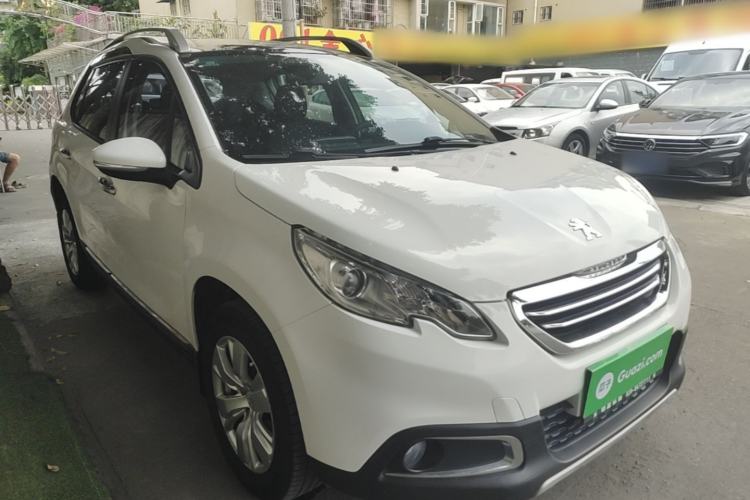 Used Peugeot 2008 2014 1.6L Automatic Fashion Edition Front Right 45 Deg