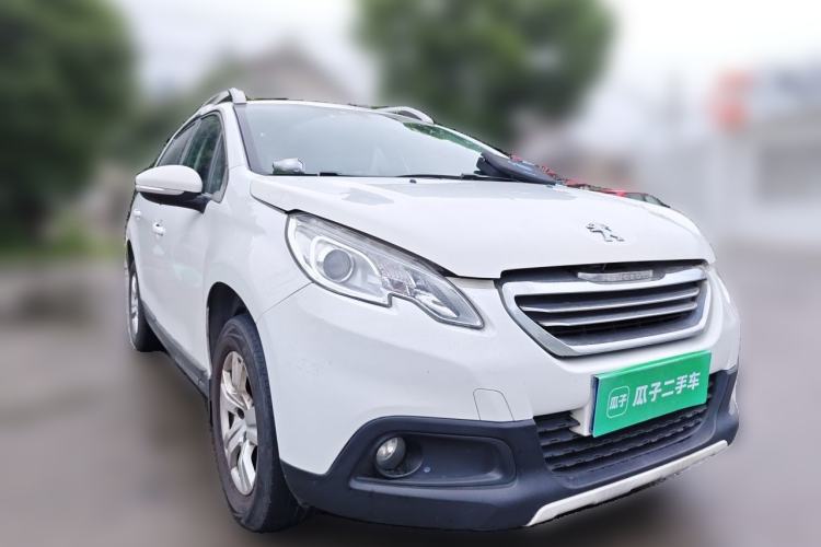 Used Peugeot 2008 2014 1.6L Automatic Trend Edition Front Right 45 Deg