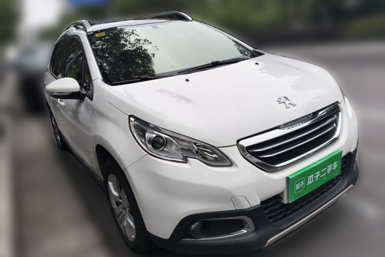 Used Peugeot 2008 2014 1.6L Automatic Fashion Edition Front Right 45 Deg