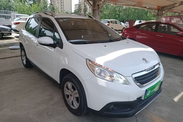 Used Peugeot 2008 2014 1.6L Automatic Trend Edition Front Right 45 Deg