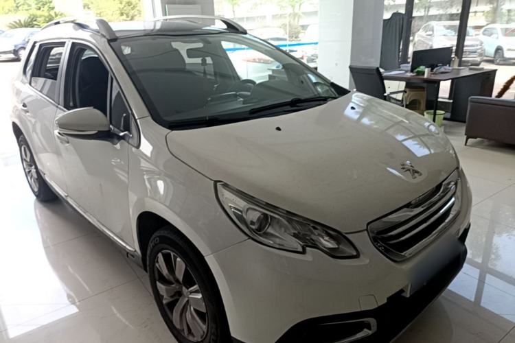 Used Peugeot 2008 2014 1.6L Automatic Fashion Edition Front Right 45 Deg