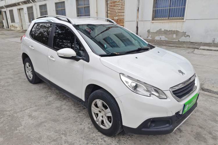 Used Peugeot 2008 2014 1.6L Automatic Trend Edition Front Right 45 Deg