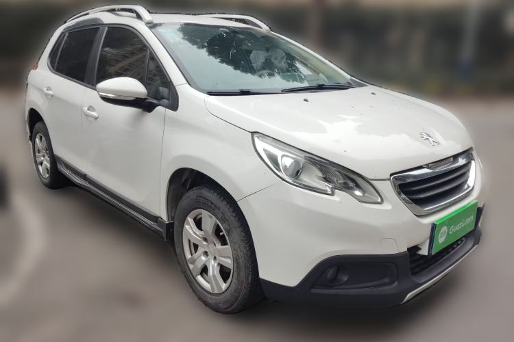 Used Peugeot 2008 2014 1.6L Manual Trend Edition Front Right 45 Deg