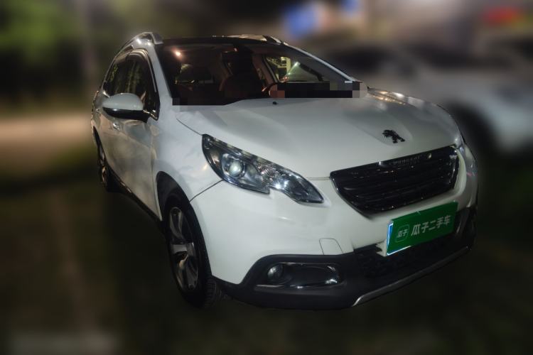Used Peugeot 2008 2014 1.6L Automatic Navigation Edition Front Right 45 Deg