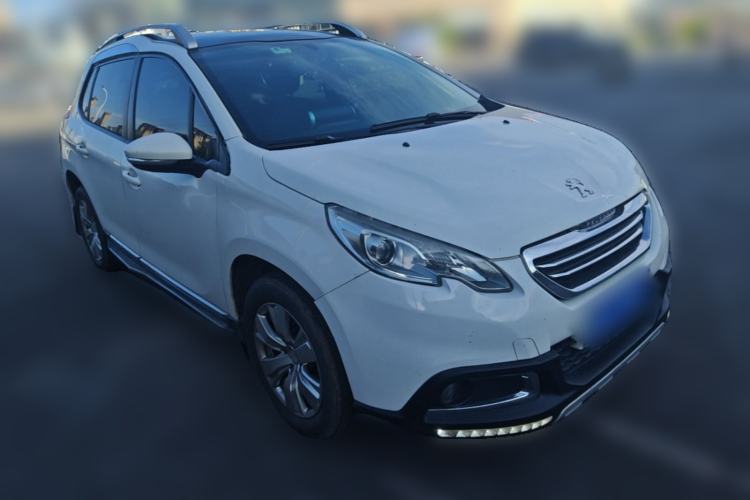 Used Peugeot 2008 2014 1.6L Automatic Fashion Edition Front Right 45 Deg