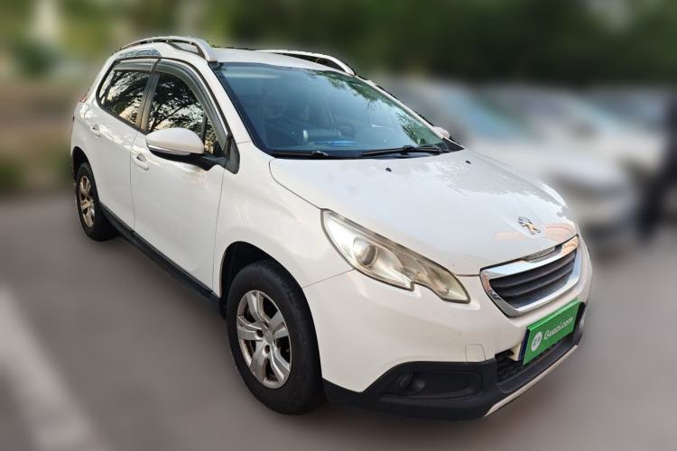 Used Peugeot 2008 2014 1.6L Manual Trend Edition Front Right 45 Deg