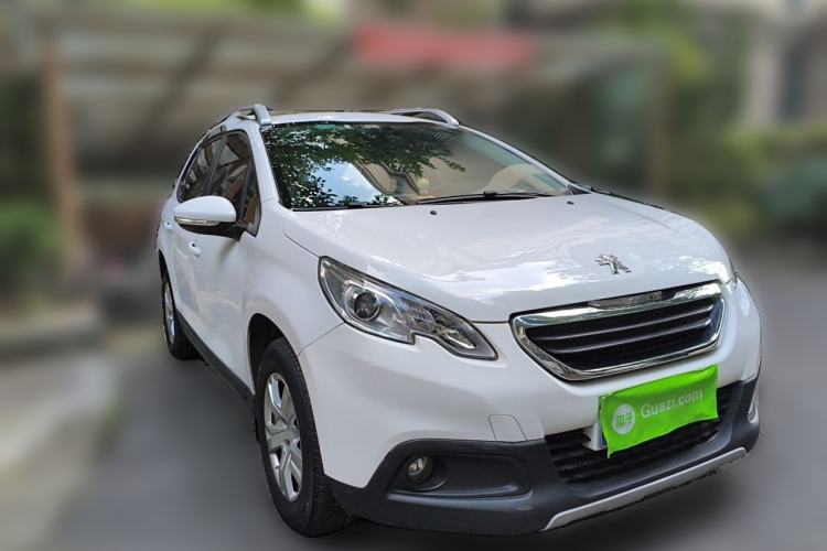 Used Peugeot 2008 2014 1.6L Automatic Trend Edition Front Right 45 Deg