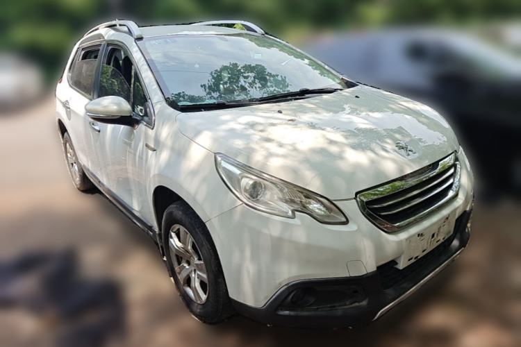 Used Peugeot 2008 2014 1.6L Automatic Trend Edition Front Right 45 Deg