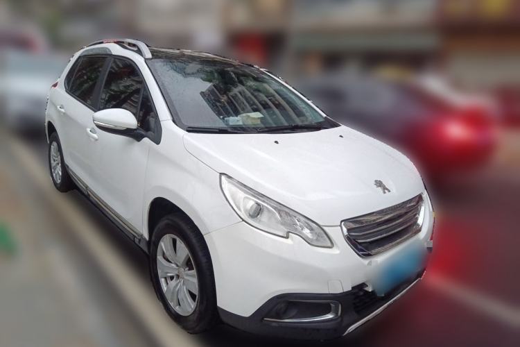 Used Peugeot 2008 2014 1.6L Automatic Fashion Edition Front Right 45 Deg