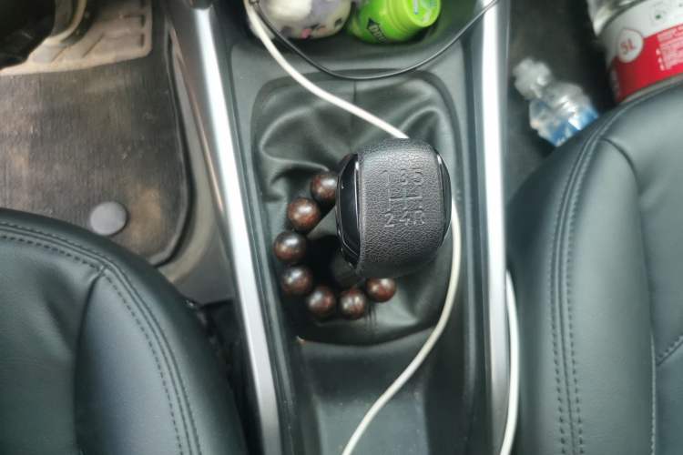 Used Peugeot 2008 2014 1.6L Manual Fashion Edition Gear Lever
