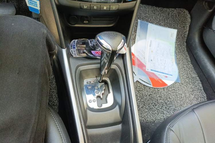 Used Peugeot 2008 2014 1.6L Automatic Fashion Edition Gear Lever