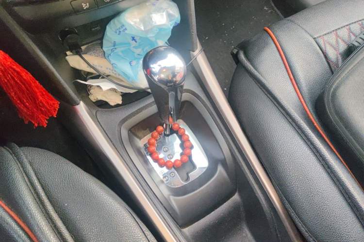 Used Peugeot 2008 2014 1.6L Automatic Fashion Edition Gear Lever