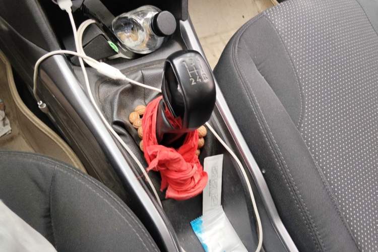 Used Peugeot 2008 2014 1.6L Manual Fashion Edition Gear Lever