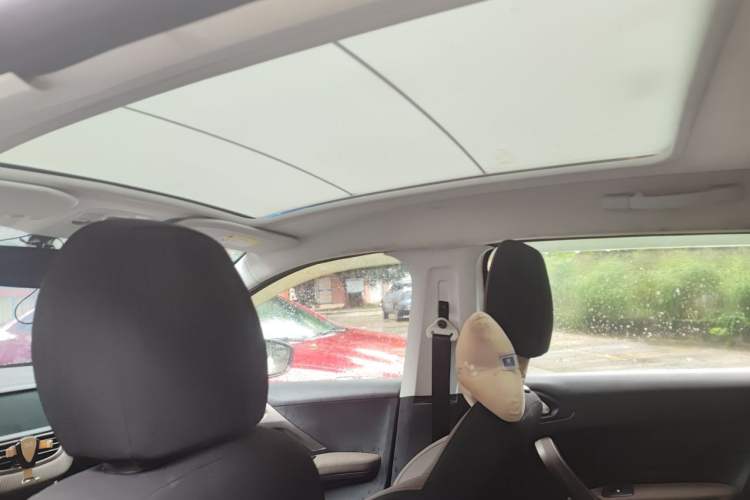 Used Peugeot 2008 2014 1.6L Automatic Fashion Edition Headliner