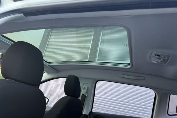 Used Peugeot 2008 2014 1.6L Automatic Fashion Edition Headliner