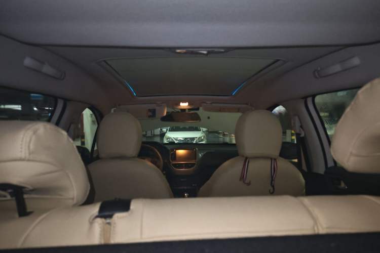 Used Peugeot 2008 2014 1.6L Automatic Fashion Edition Headliner