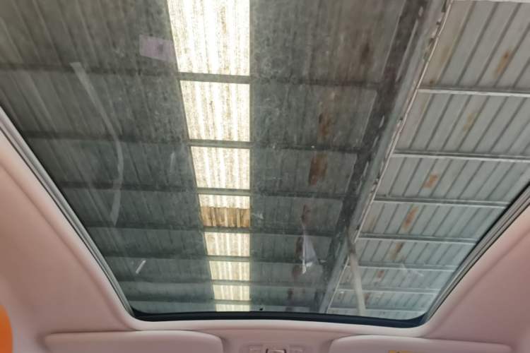 Used Peugeot 2008 2014 1.6L Automatic Fashion Edition Headliner