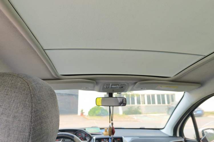 Used Peugeot 2008 2014 1.6L Automatic Excellence Edition Headliner