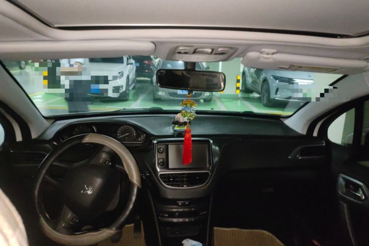 Used Peugeot 2008 2014 1.6L Manual Fashion Edition Headliner