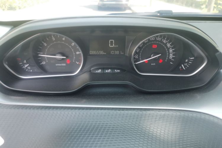 Used Peugeot 2008 2014 1.6L Manual Fashion Edition Instrument Cluster