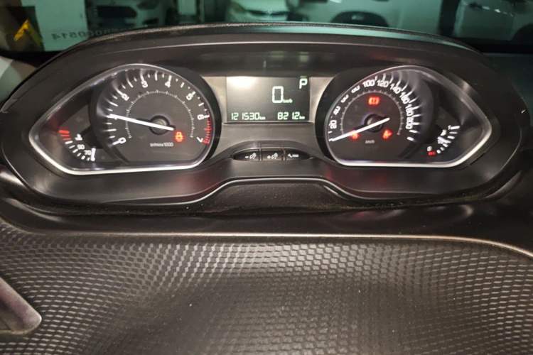 Used Peugeot 2008 2014 1.6L Automatic Fashion Edition Instrument Cluster