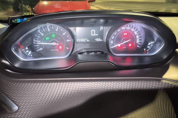 Used Peugeot 2008 2014 1.6L Automatic Fashion Edition Instrument Cluster