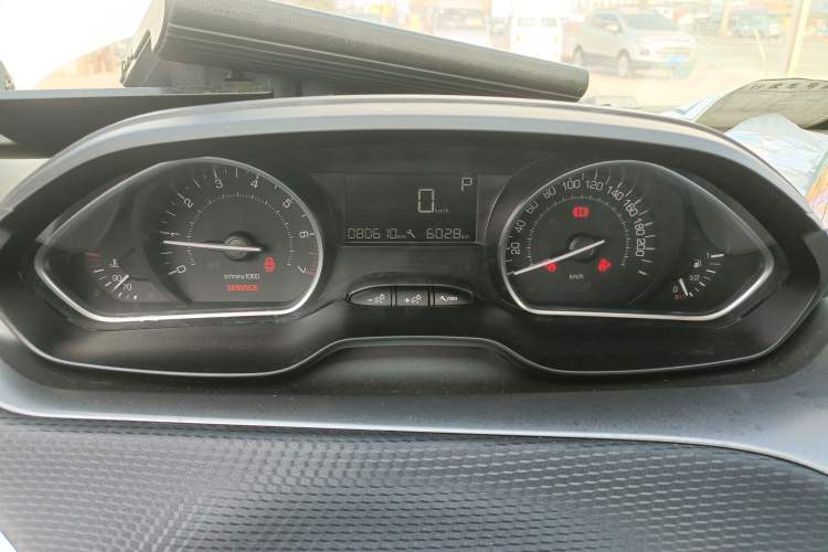 Used Peugeot 2008 2014 1.6L Automatic Fashion Edition Instrument Cluster