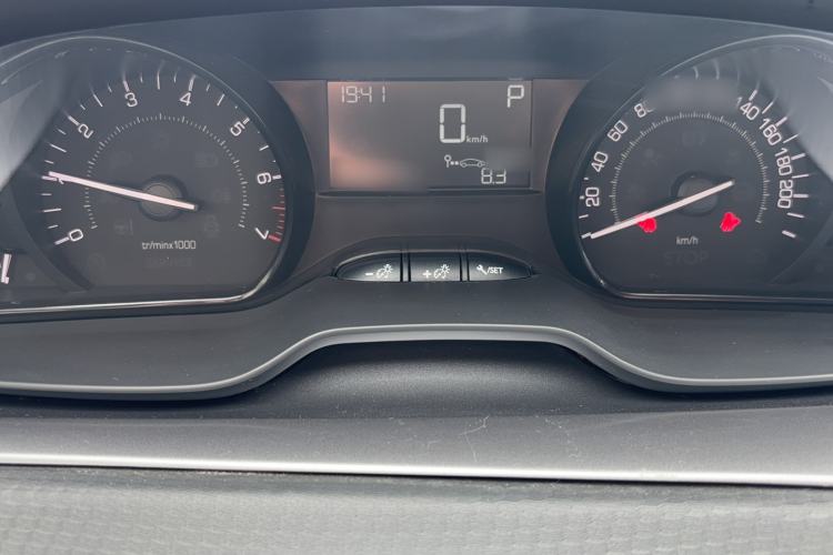 Used Peugeot 2008 2014 1.6L Automatic Trend Edition Instrument Cluster