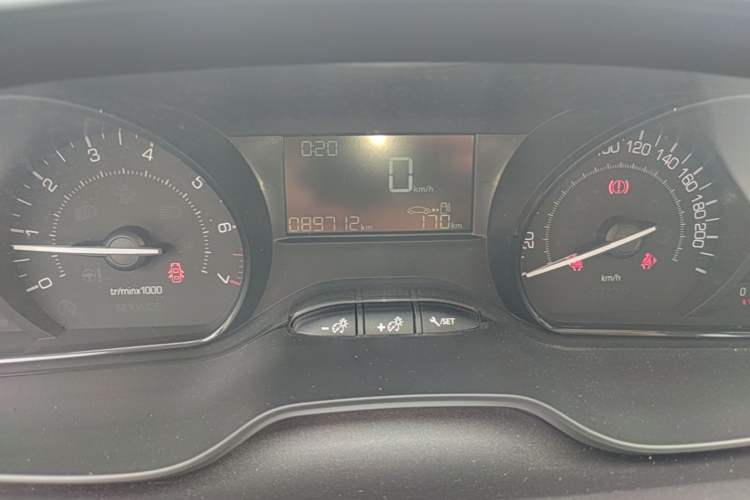 Used Peugeot 2008 2014 1.6L Manual Trend Edition Instrument Cluster