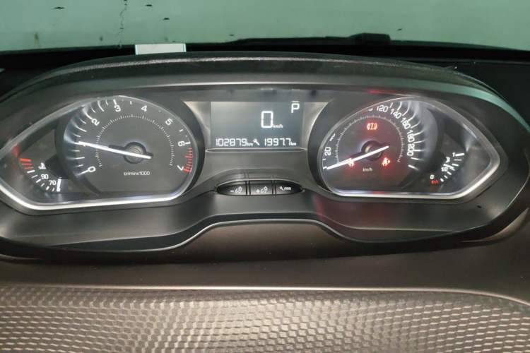 Used Peugeot 2008 2014 1.6L Automatic Fashion Edition Instrument Cluster