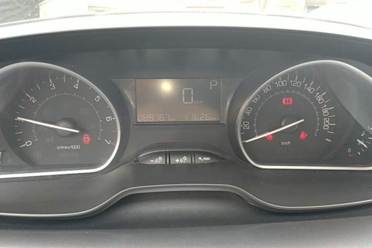 Used Peugeot 2008 2014 1.6L Automatic Fashion Edition Instrument Cluster