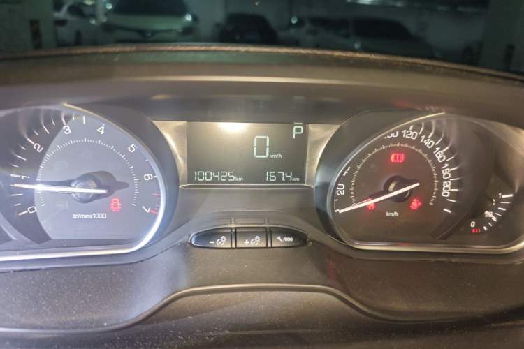 Used Peugeot 2008 2014 1.6L Automatic Fashion Edition Instrument Cluster