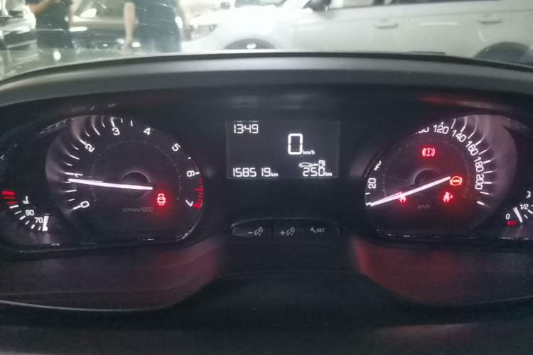 Used Peugeot 2008 2014 1.6L Manual Trend Edition Instrument Cluster