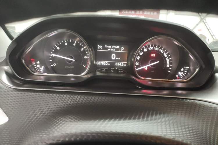 Used Peugeot 2008 2014 1.6L Automatic Navigation Edition Instrument Cluster
