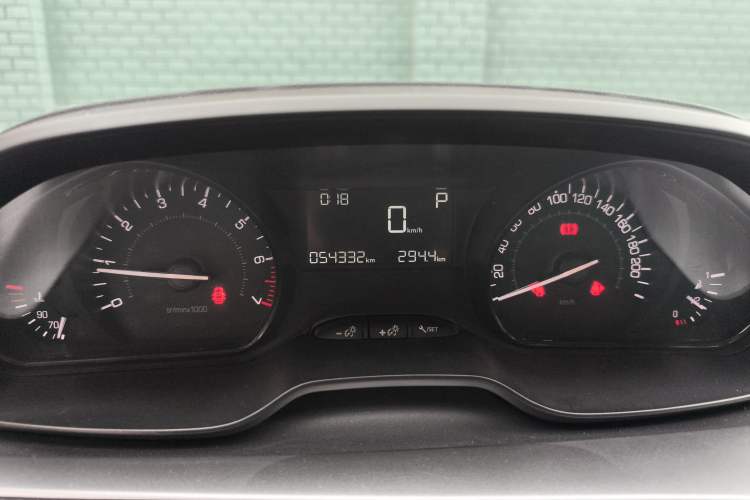 Used Peugeot 2008 2014 1.6L Automatic Trend Edition Instrument Cluster