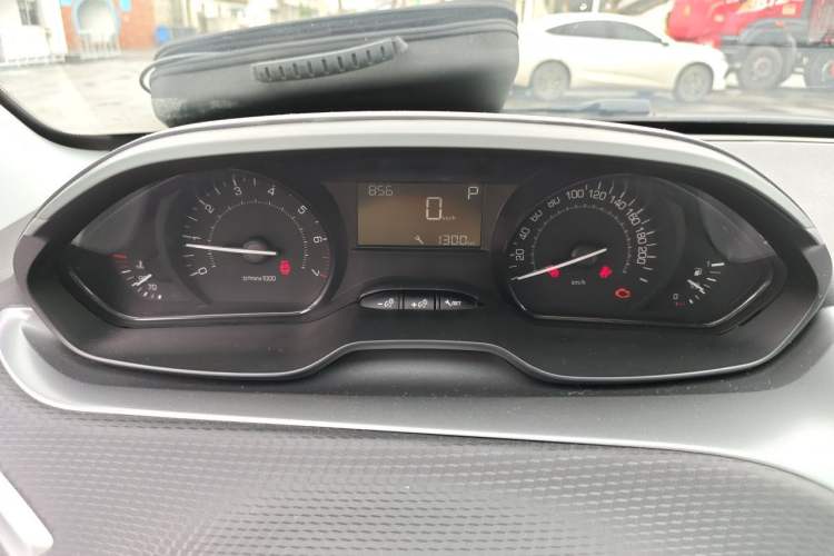 Used Peugeot 2008 2014 1.6L Automatic Trend Edition Instrument Cluster