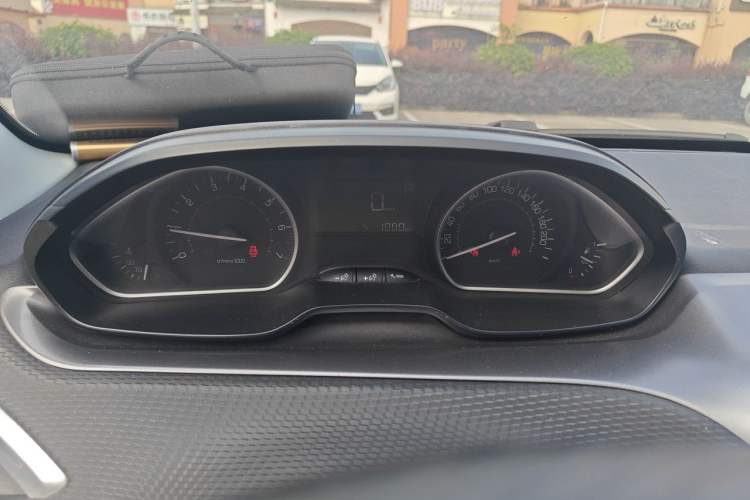 Used Peugeot 2008 2014 1.6L Automatic Fashion Edition Instrument Cluster