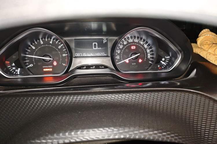 Used Peugeot 2008 2014 1.6L Automatic Fashion Edition Instrument Cluster