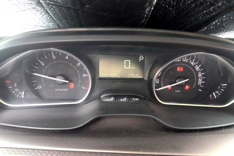 Used Peugeot 2008 2014 1.6L Automatic Fashion Edition Instrument Cluster