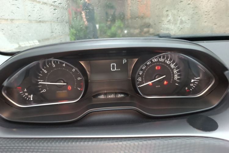 Used Peugeot 2008 2014 1.6L Automatic Fashion Edition Instrument Cluster