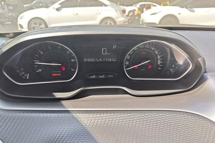 Used Peugeot 2008 2014 1.6L Automatic Fashion Edition Instrument Cluster