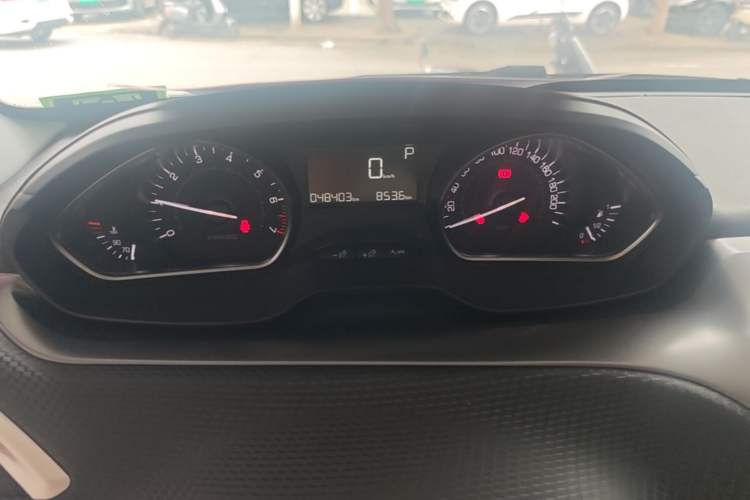 Used Peugeot 2008 2014 1.6L Automatic Fashion Edition Instrument Cluster