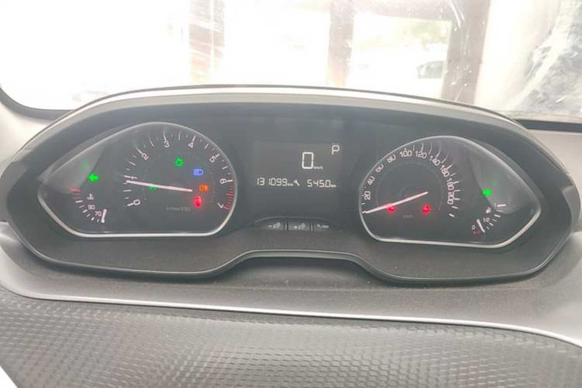 Used Peugeot 2008 2014 1.6L Automatic Fashion Edition Instrument Cluster