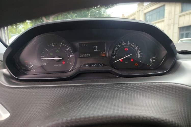 Used Peugeot 2008 2014 1.6L Manual Trend Edition Instrument Cluster