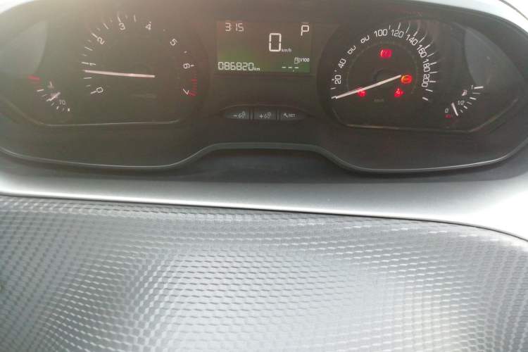 Used Peugeot 2008 2014 1.6L Automatic Trend Edition Instrument Cluster
