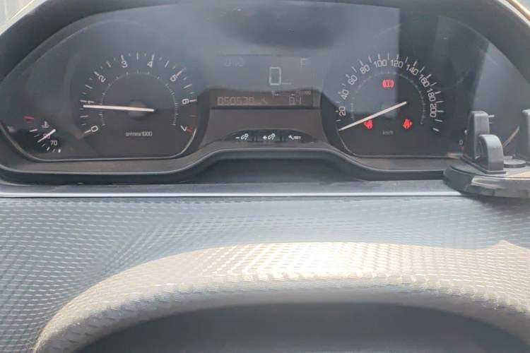 Used Peugeot 2008 2014 1.6L Automatic Trend Edition Instrument Cluster