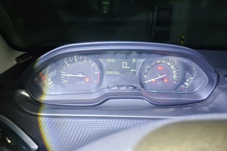 Used Peugeot 2008 2014 1.6L Automatic Trend Edition Instrument Cluster
