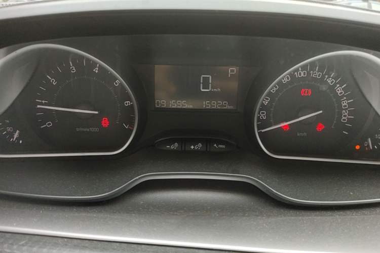 Used Peugeot 2008 2014 1.6L Automatic Fashion Edition Instrument Cluster