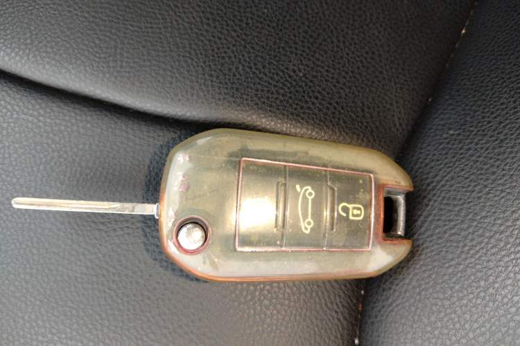 Used Peugeot 2008 2014 1.6L Automatic Trend Edition Interior 1